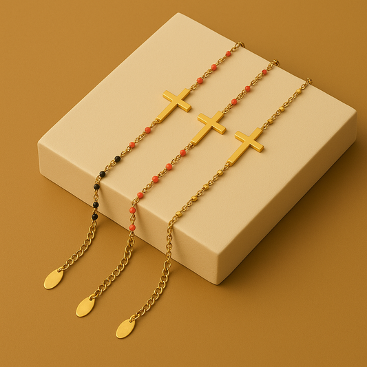 Bracelet Croix Dorée – Perles Fines & Chaîne Ornée | DIVINÉO
